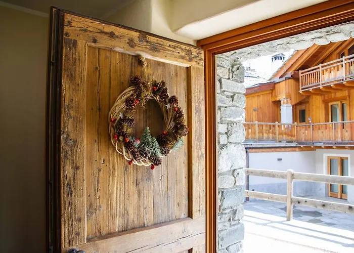 Апартаменти Maison Carrel Elegant 2